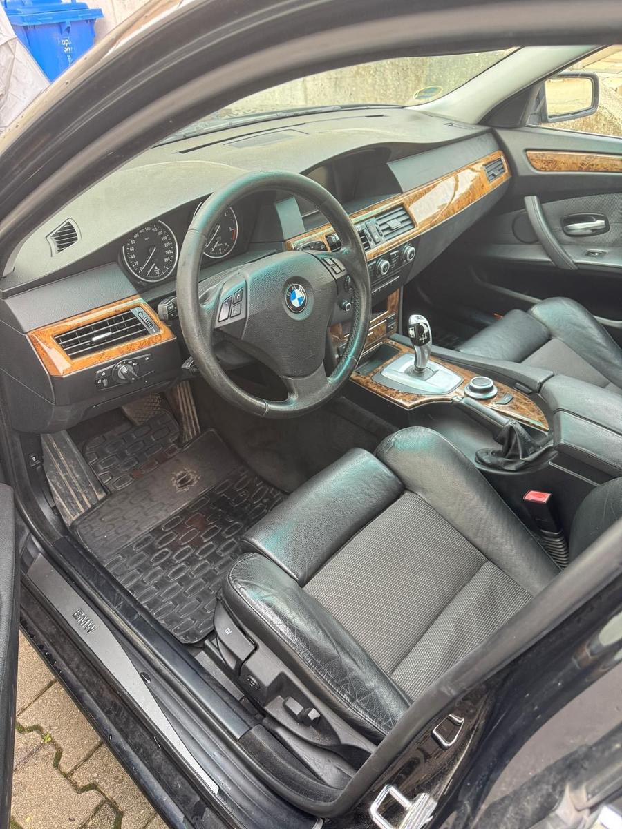 BMW  2007 — engine 194 HP (143kW)