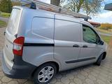 Ford Transit Courier - silberne Ford Transit Courier
