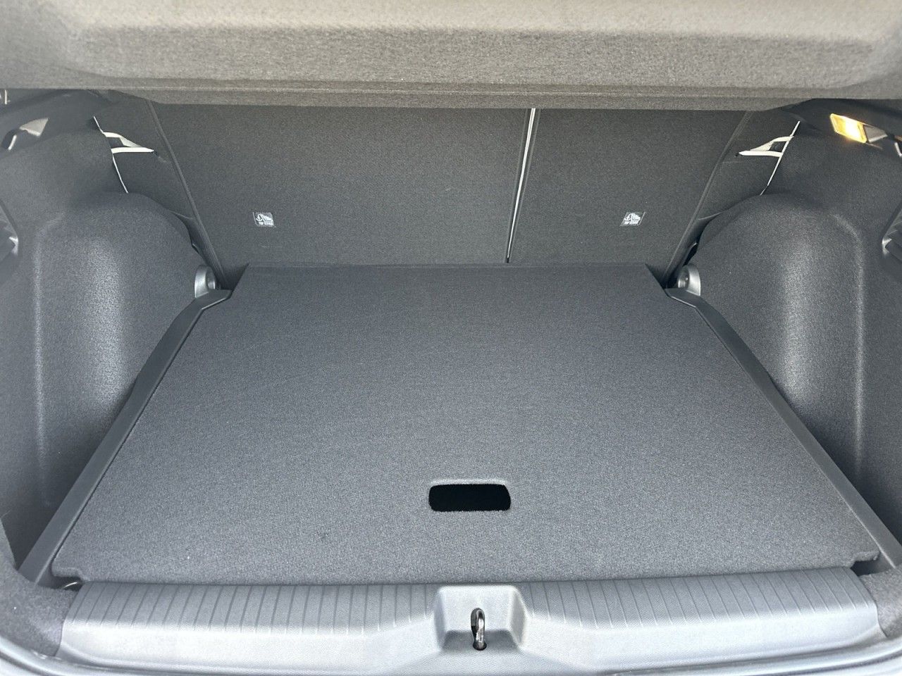 Fahrzeugabbildung Citroën C3 Aircross Hybrid 145 Doppelkupplung PLUS