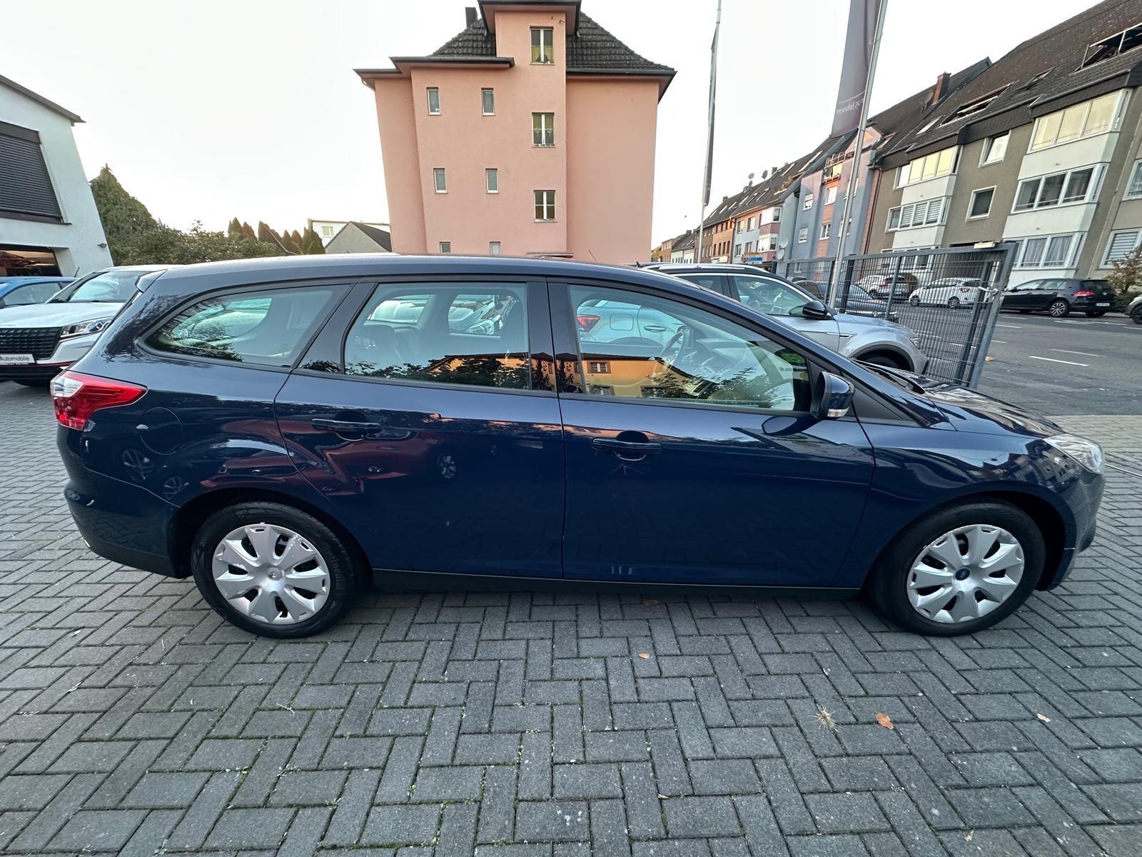Ford Focus 2013 — photo 8