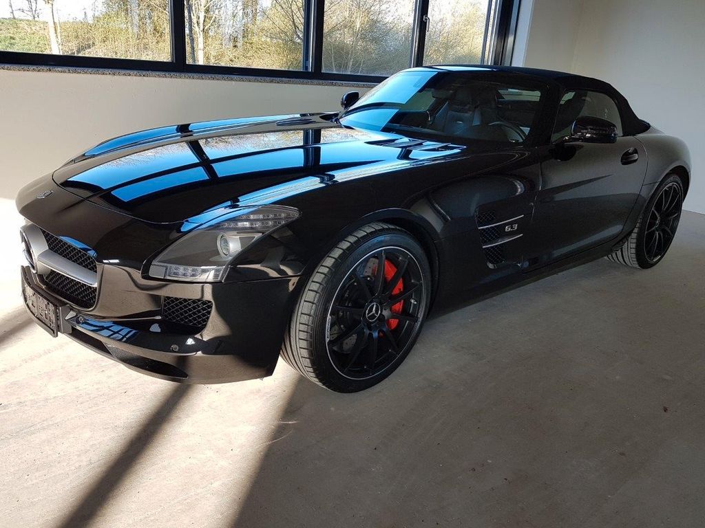 Mercedes-Benz SLS AMG