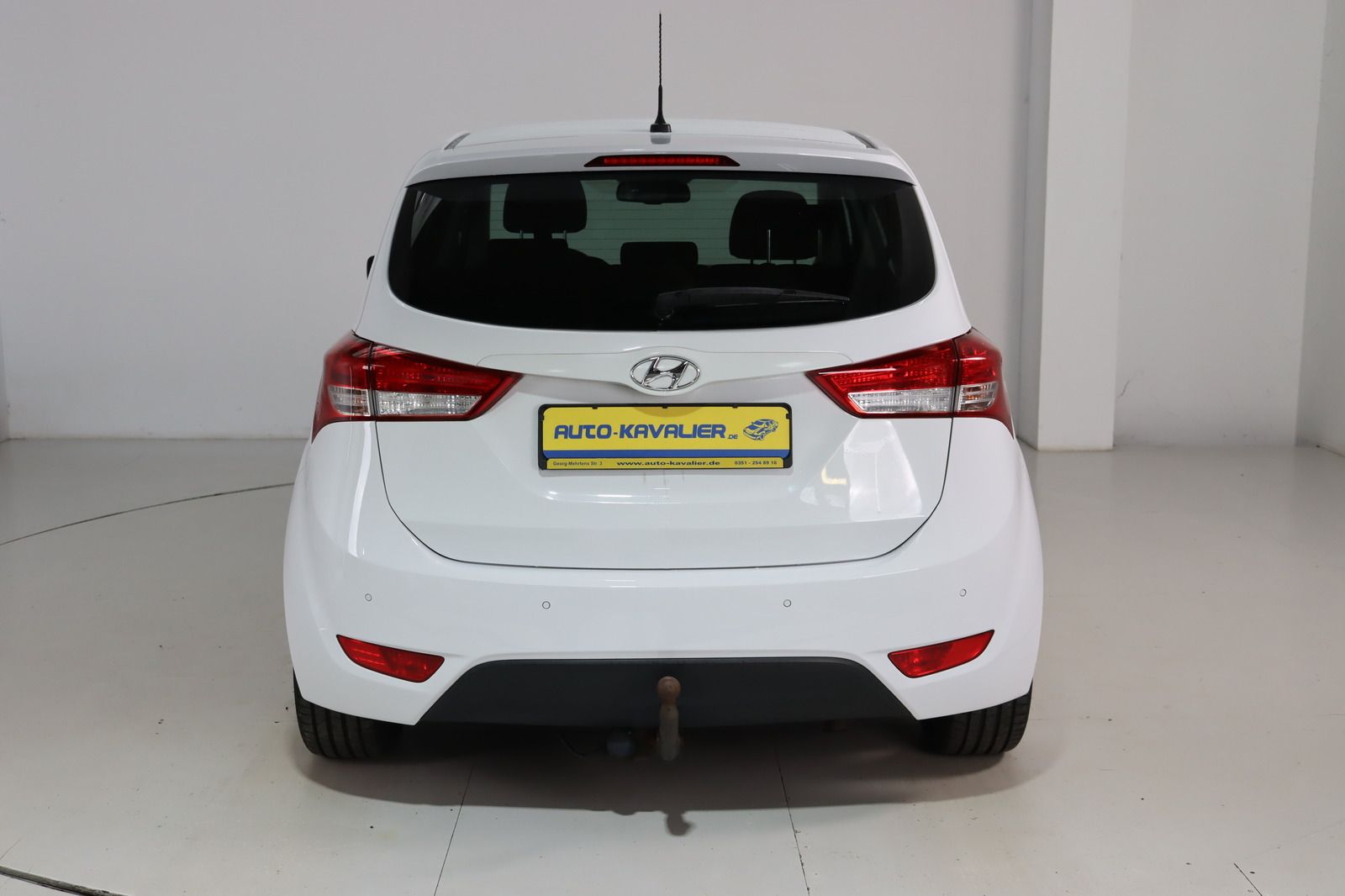 Fahrzeugabbildung Hyundai ix20 * HU/AU bis 06.2028 * 8-fach bereift Comfor