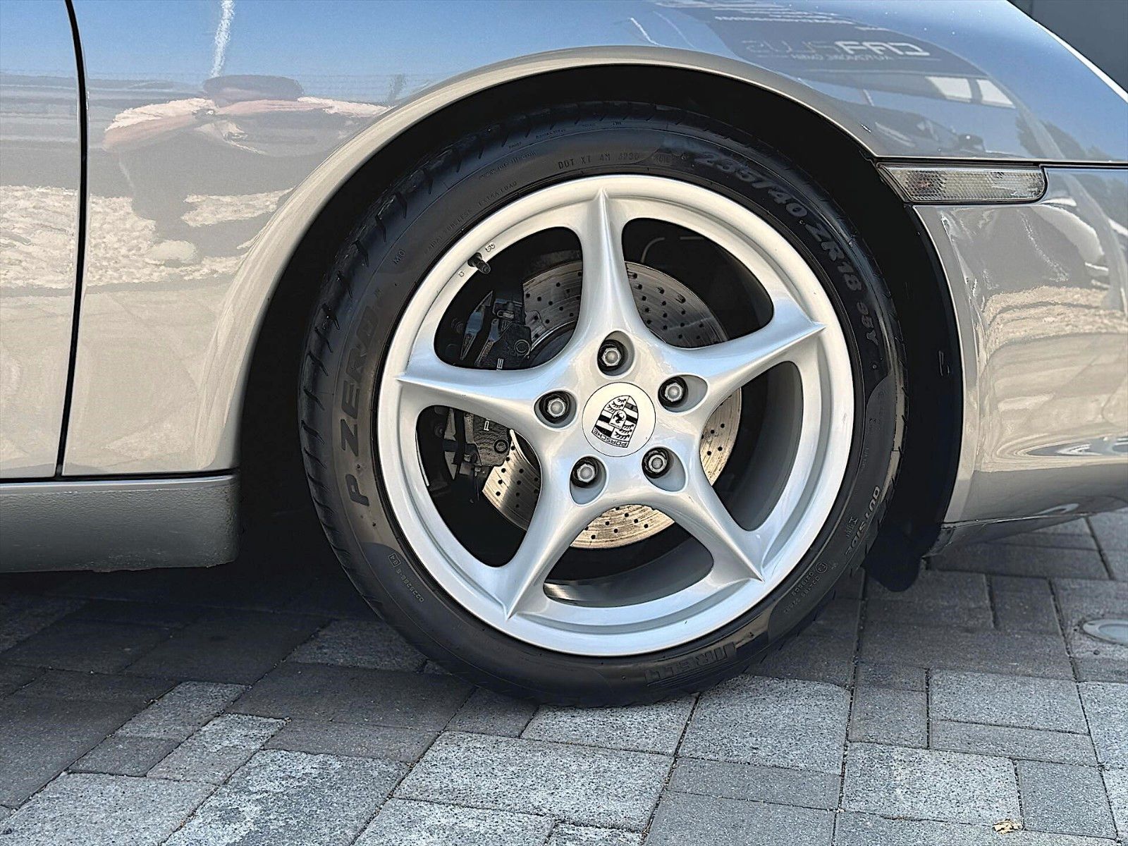 Fahrzeugabbildung Porsche 911 996.2 Carrera Coupé Automatik *Bi-Xenon*
