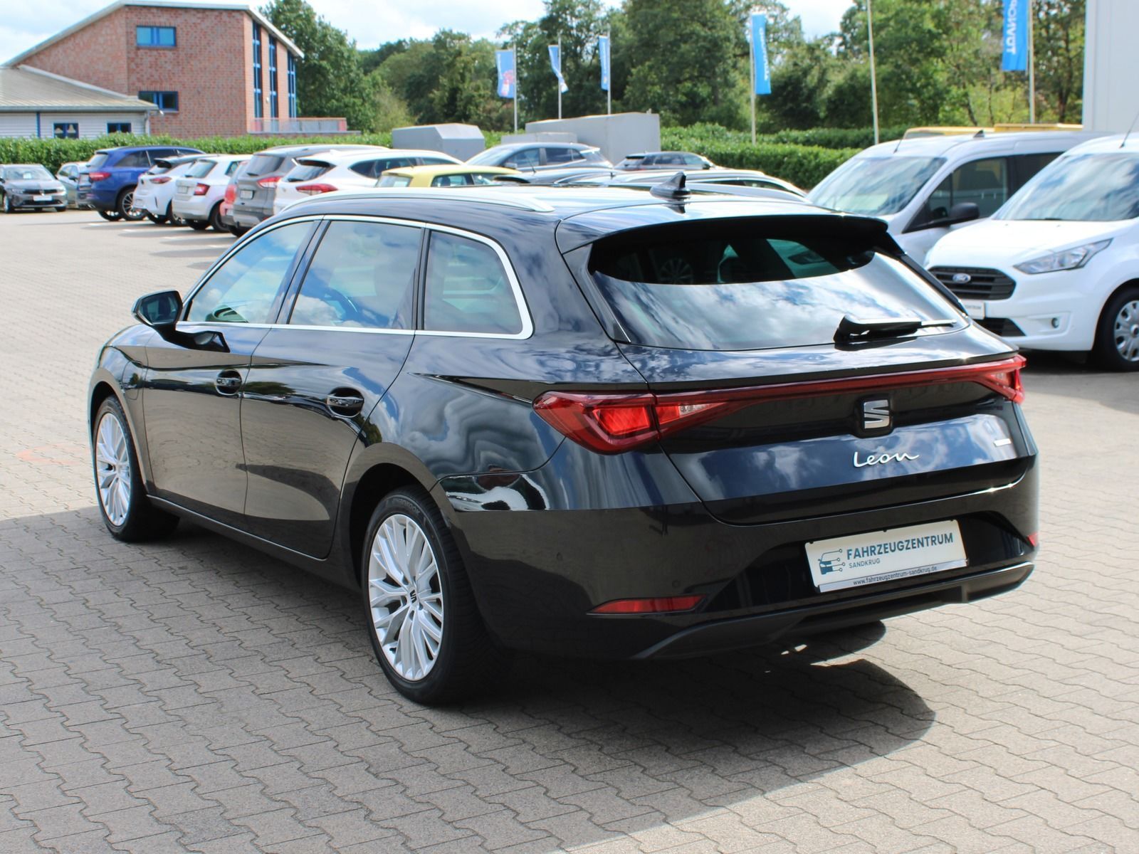 Seat Leon Sportstourer FR HYBRID EXCELLENCE DSG/LED imagem 3