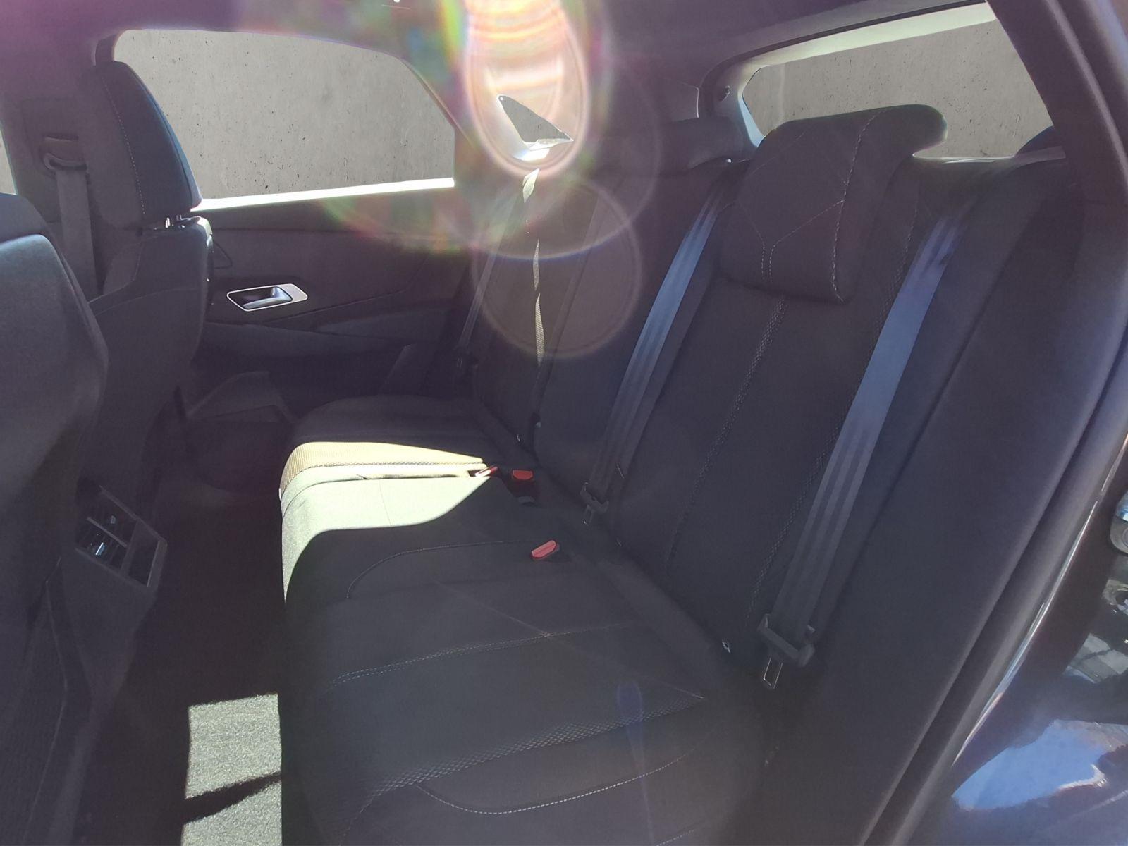 DS Automobiles DS7 Bastille+ BlueHDi 130 EAT8