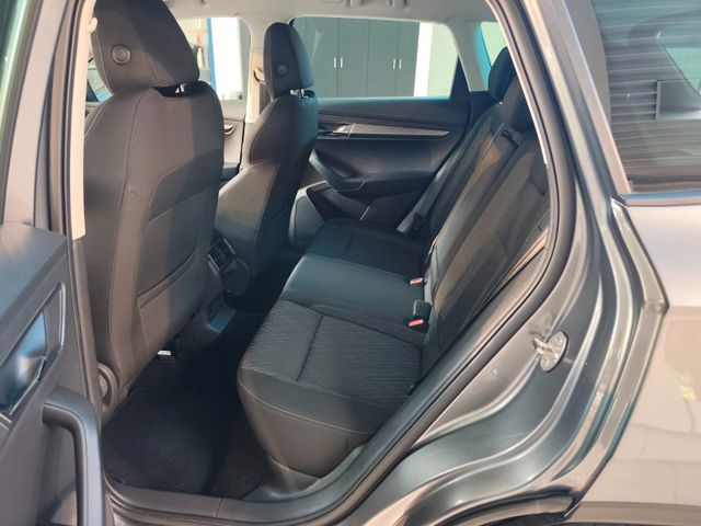 Karoq Style 1.5 TSI DSG*AHK*APP*el.Heckklappe*SH
