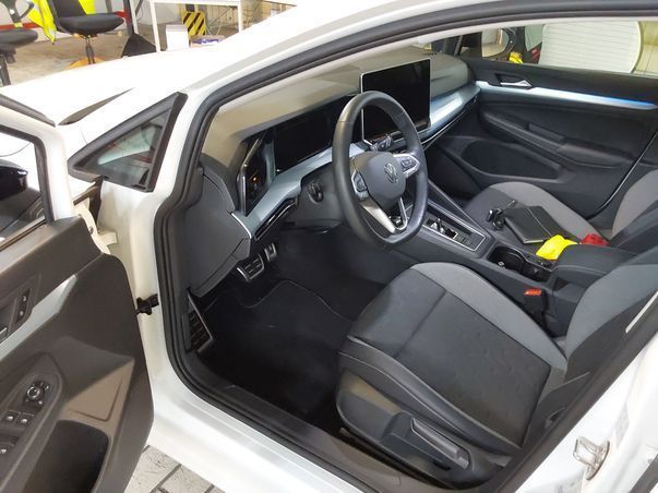 Volkswagen Golf - Bild 7