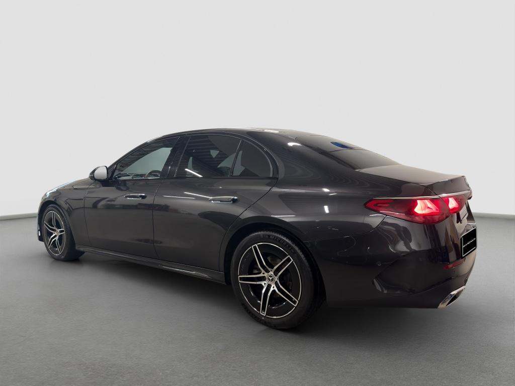 Mercedes-Benz E 220 d 4MATIC Limousine AMG*NightPaket*360 Grad