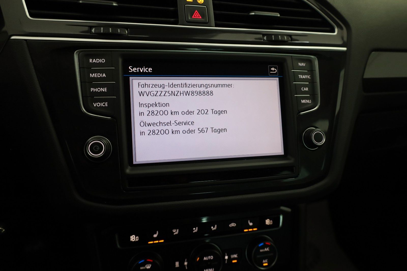 Fahrzeugabbildung Volkswagen Tiguan Highline Alcantara,Navi,LED,Kamera,ACC,SH