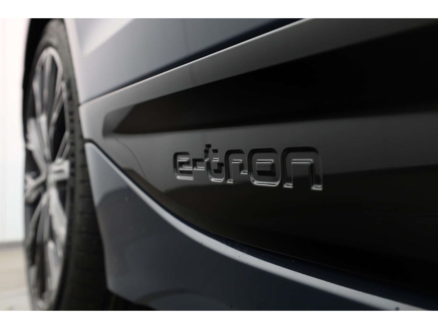 Audi S6 e-tron - Bild 25