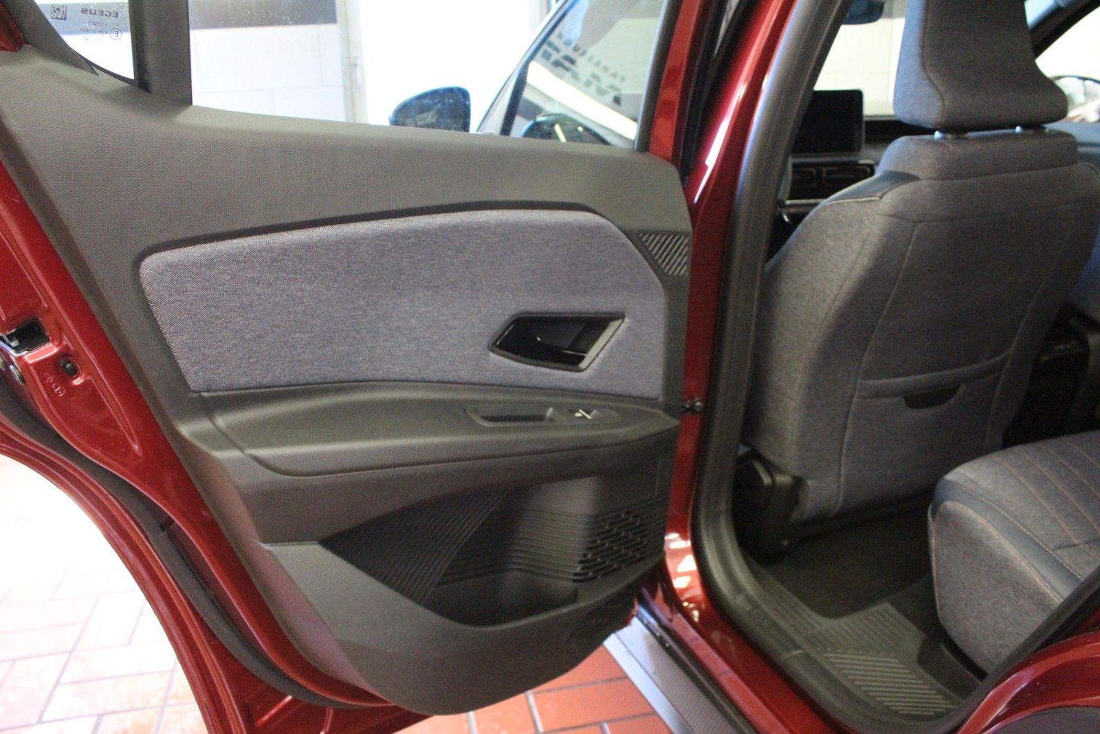 Fahrzeugabbildung Renault R 4 150 Comfort Range Techno*Winterpaket*