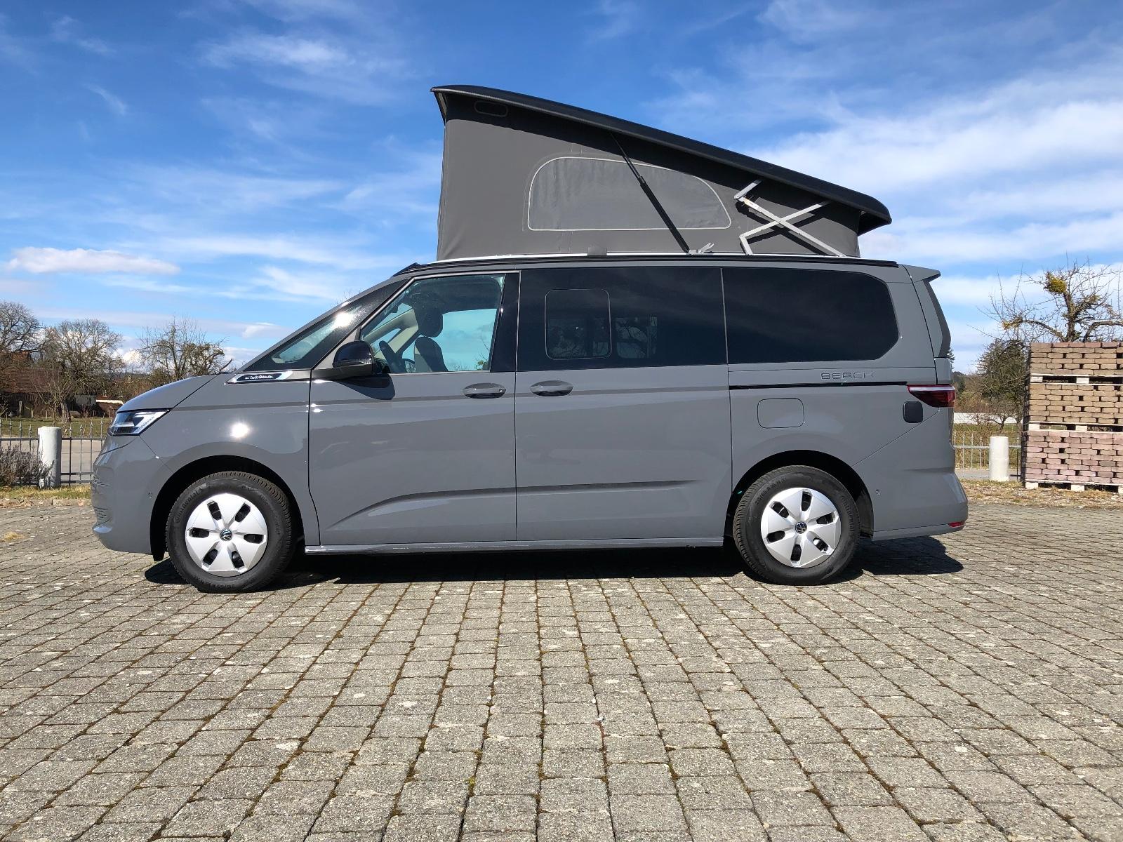 Volkswagen T7 California Beach Tour TDI - AHK-Lager Juni !