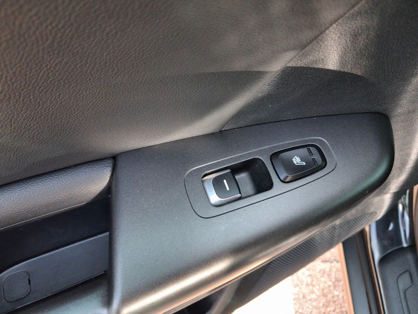 Fahrzeugabbildung Kia Sportage Spirit 2WD AHK JBL NAvi Sitzheizung