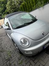 Volkswagen NEW BEETLE   - Volkswagen Beetle aus 2005: Cabrio