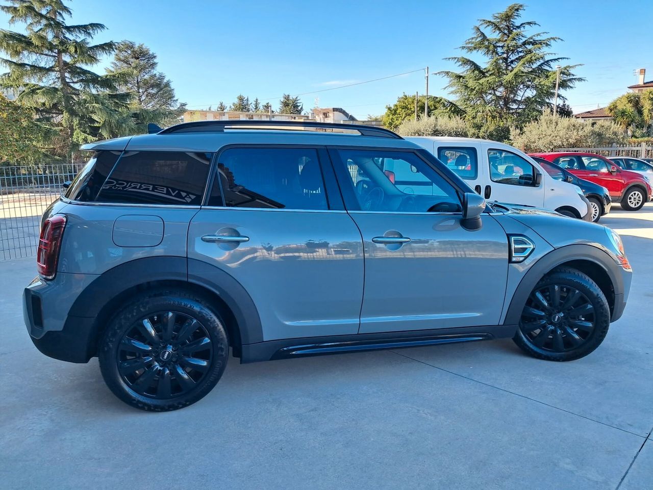 MINI Mini Cooper D Countryman 1.5 116 cv One Automati imagem 3