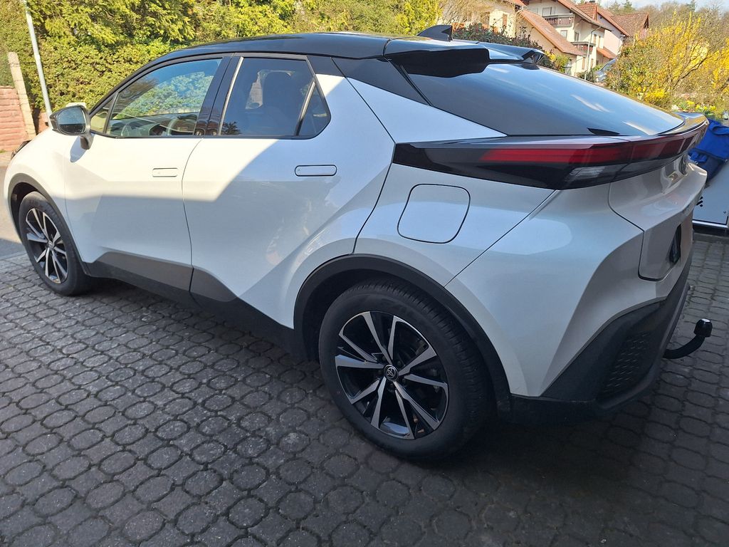 Image of Toyota C-HR