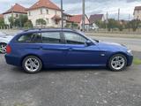 BMW 320d touring - - BMW 320 aus 2010: Kombi, 320d