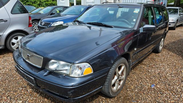 Volvo V70 2.5-10V