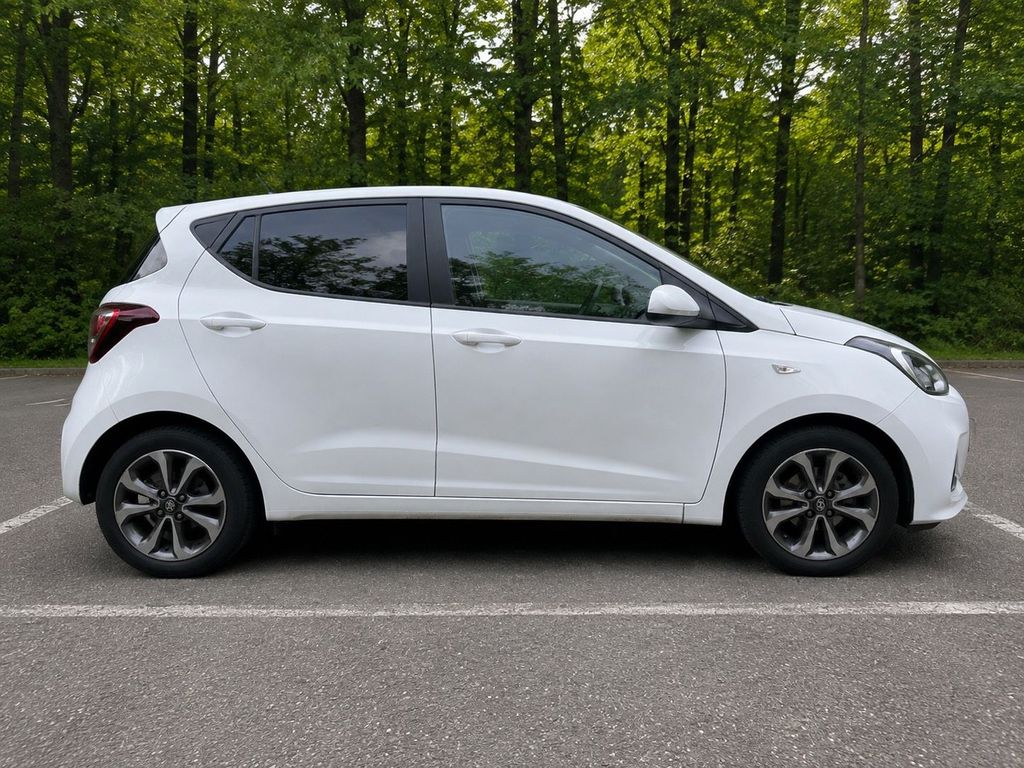 Image of Hyundai i10