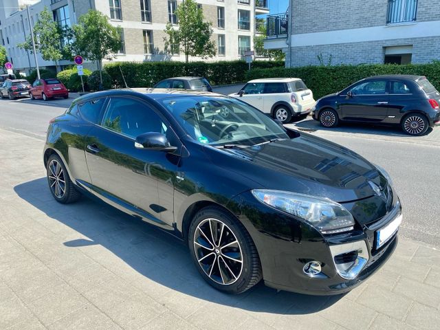 Renault Mégane Coupé 2013 in BOSE Edition