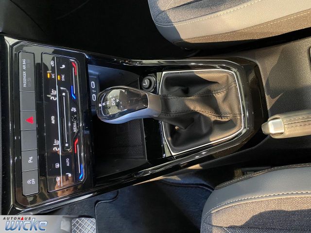 T-Cross 1.0 TSI DSG Style NAVI KLIMA PDC LED