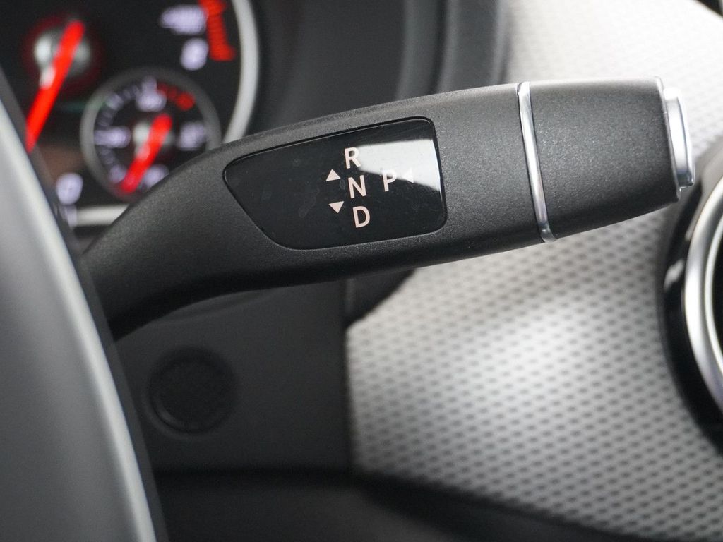 Mercedes-Benz B 180 Ambition Facelift Urban navi kamera AHK au