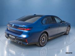 BMW M760 – 4 / 9
