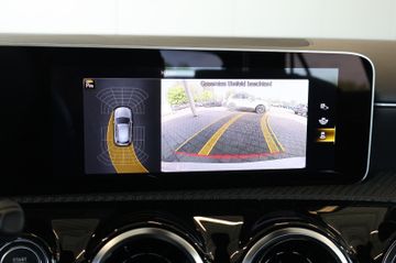 Mercedes-Benz A 200 MBUX+WIDE+SIDE+LANE+KAM+ALU