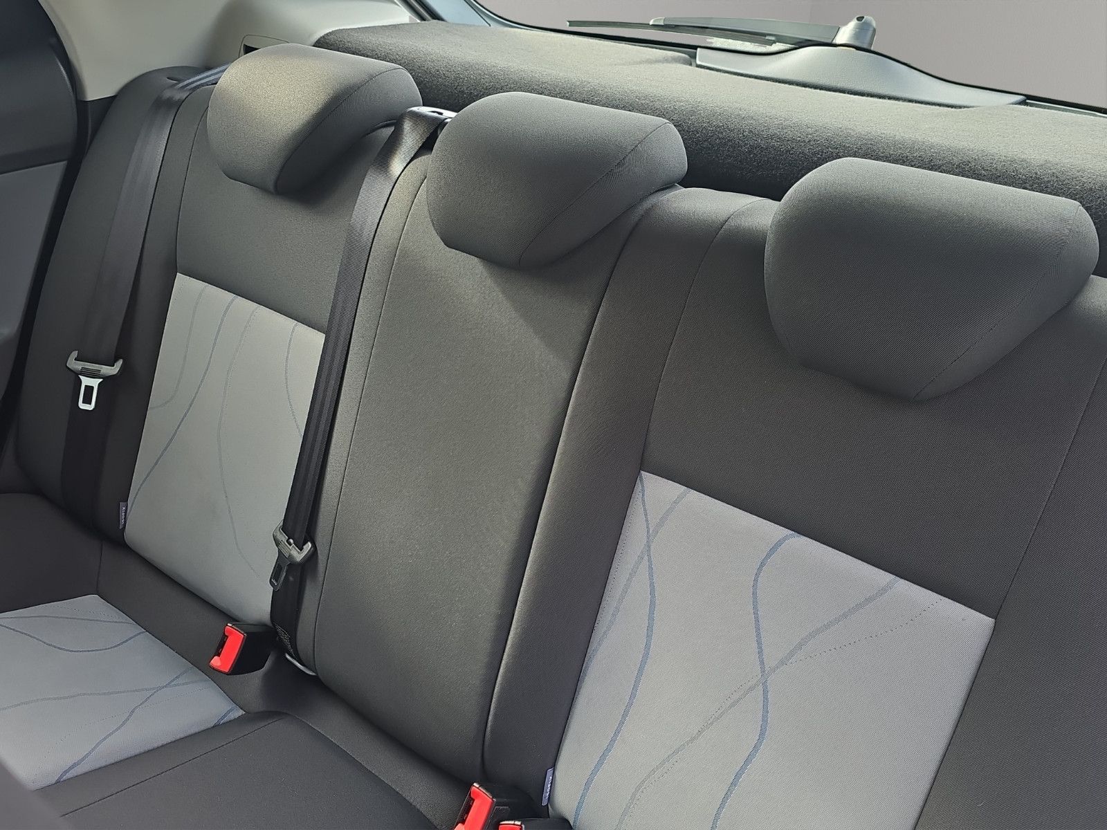 Fahrzeugabbildung SEAT Ibiza Lim. Reference Salsa Klima Sitzeheizung