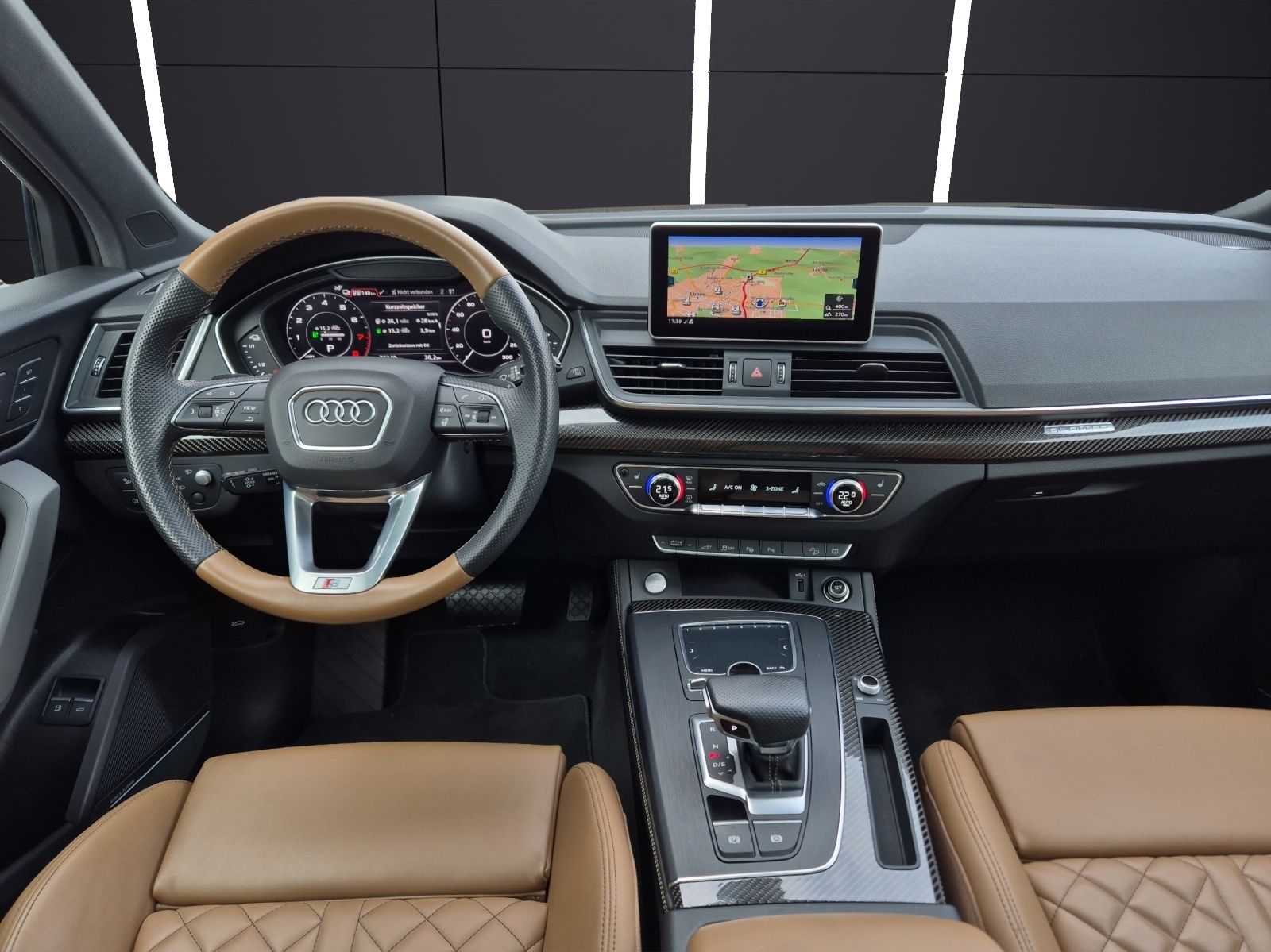 Fahrzeugabbildung Audi Q5 55 TFSI e quattro sport MATRIX HEAD UP PANO R