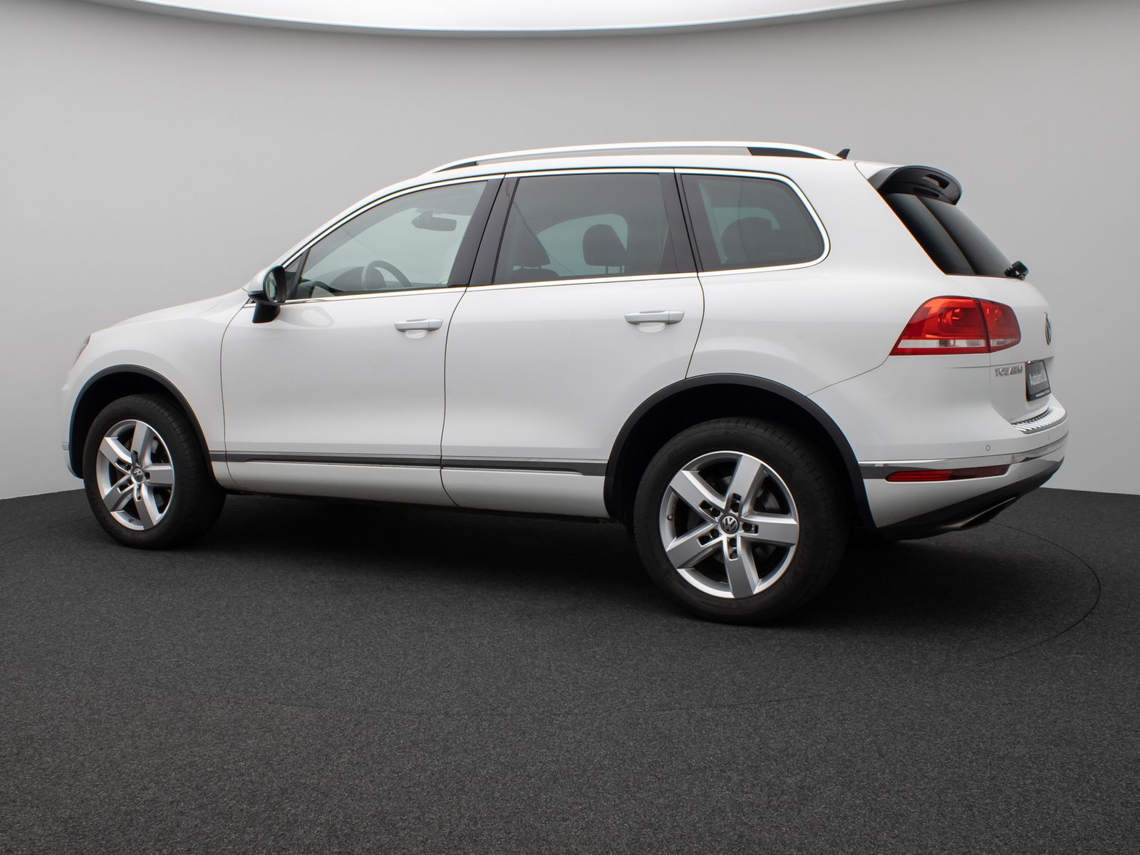 Fahrzeugabbildung Volkswagen Touareg V6 3.0 TDI Terrain Tech 4Motion PDC AHK
