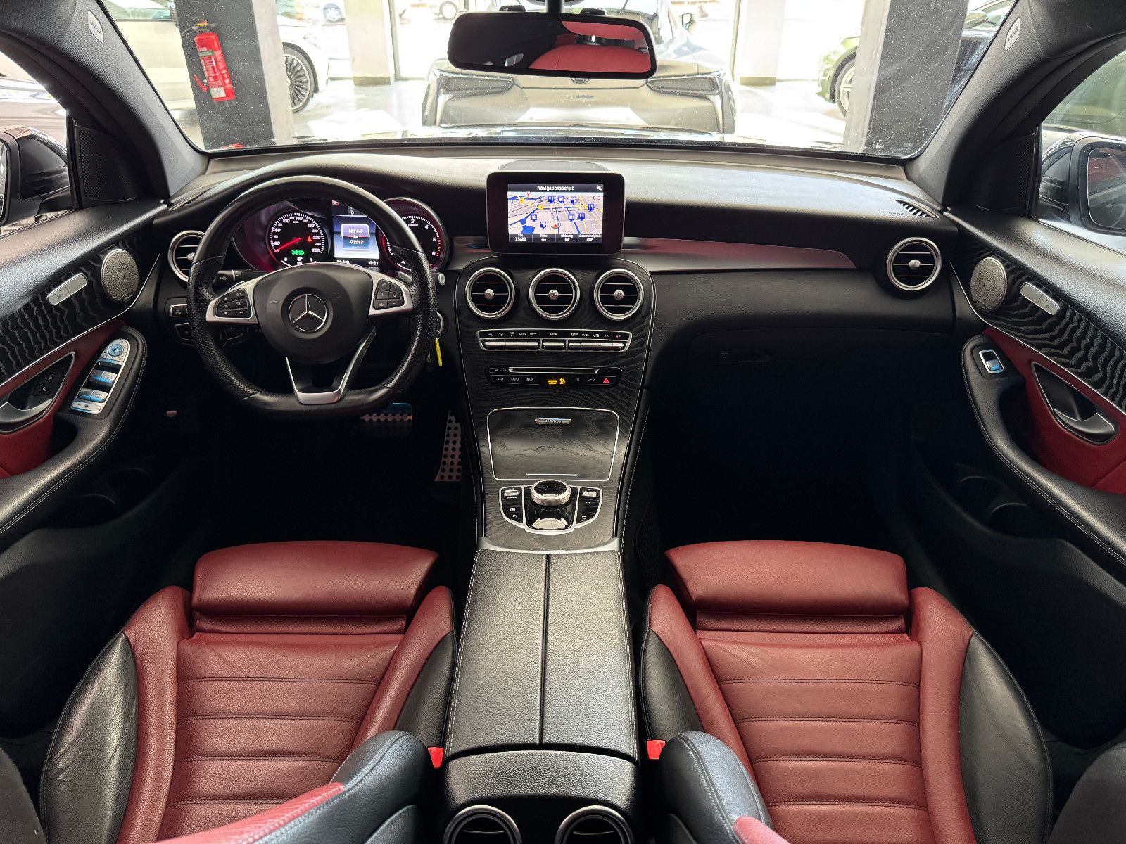 Fahrzeugabbildung Mercedes-Benz GLC 250 d COUPE 4M 9GT AMG LINE PLUS EDITION 1