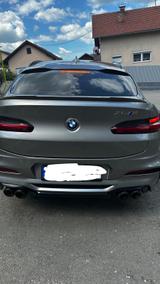 BMW X4 M Akrapovic Sportauspuff Anlage Neue Bremsen - BMW X4 M aus 2020