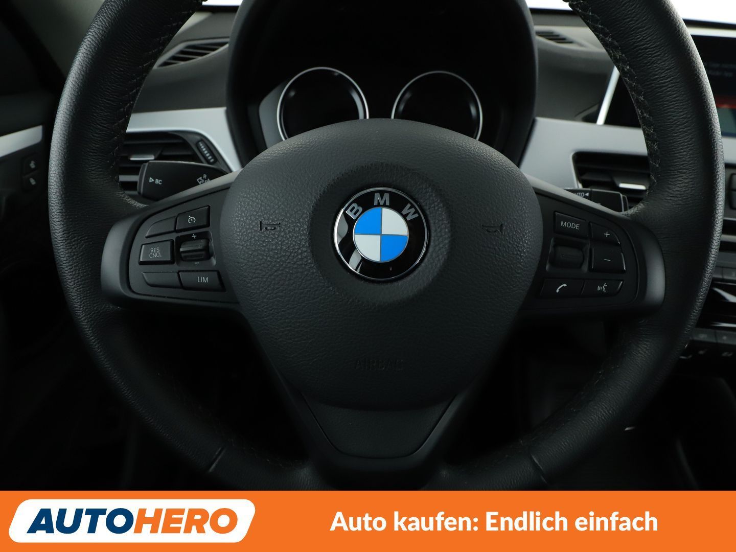 BMW X1 sDrive 18i Advantage Aut.*NAVI*TEMPO*PDC*SHZ* foto 19
