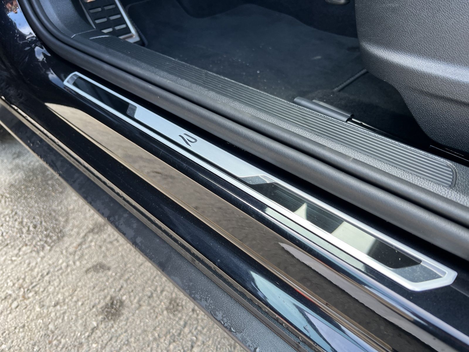 T-Roc R-Line 1.5 TSI DSG*LED*AHK*Navi*Klima