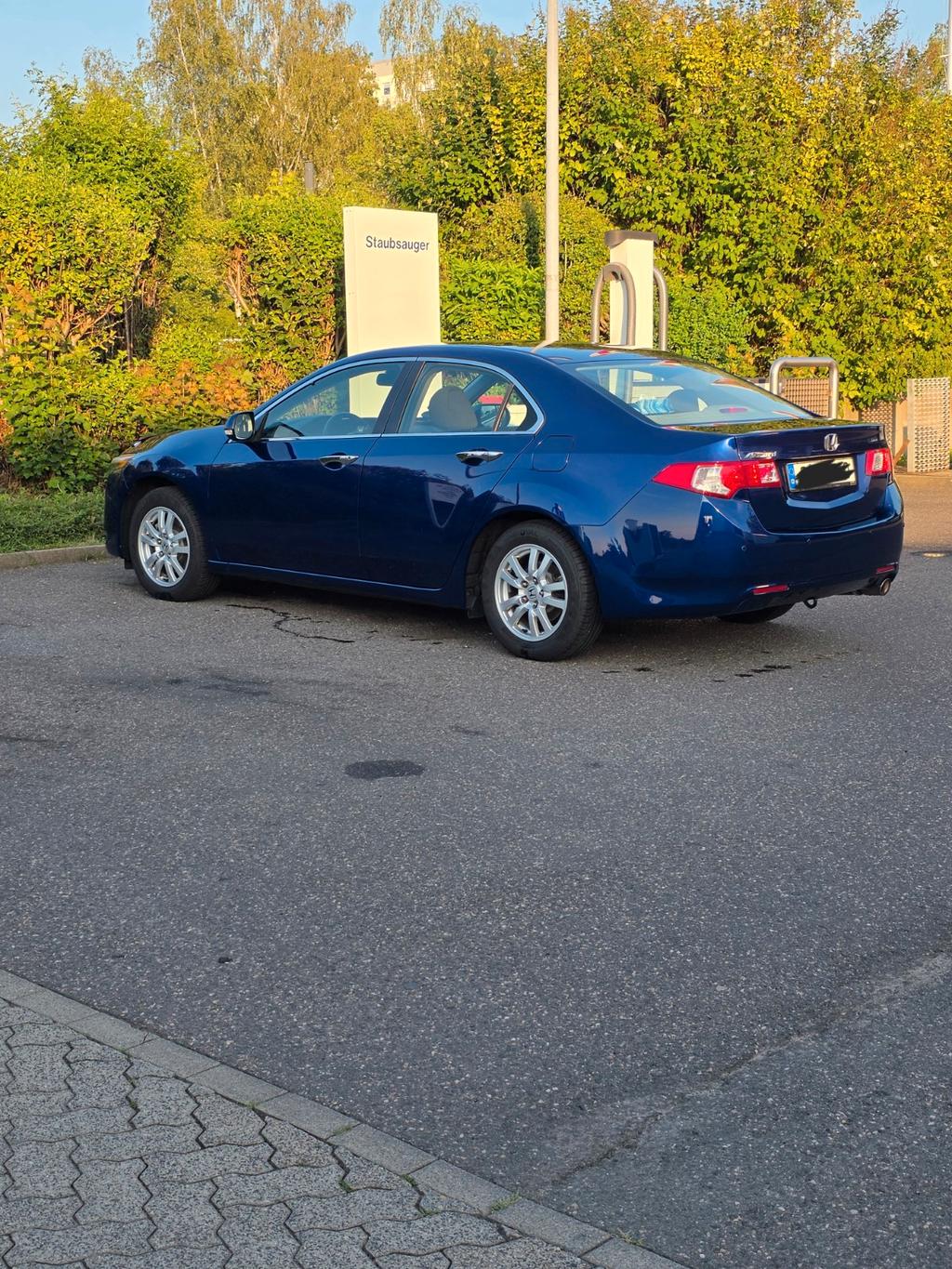 Honda Accord 2.0, scheckheftgepflegt, TÜV 10/28