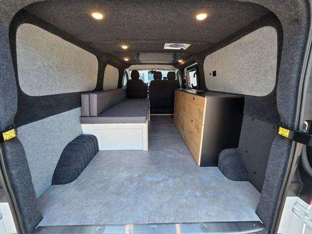 Maxus eDeliver 7 4x4 L2H1 88 kwH Bett Küche ......