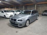 BMW 530d M-Paket Automatik_Xenon_Leder_Navi_PDC_Pano - BMW 530 aus 2005: 530d