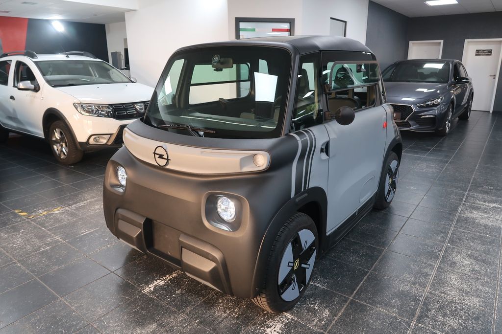 Opel Rocks-e