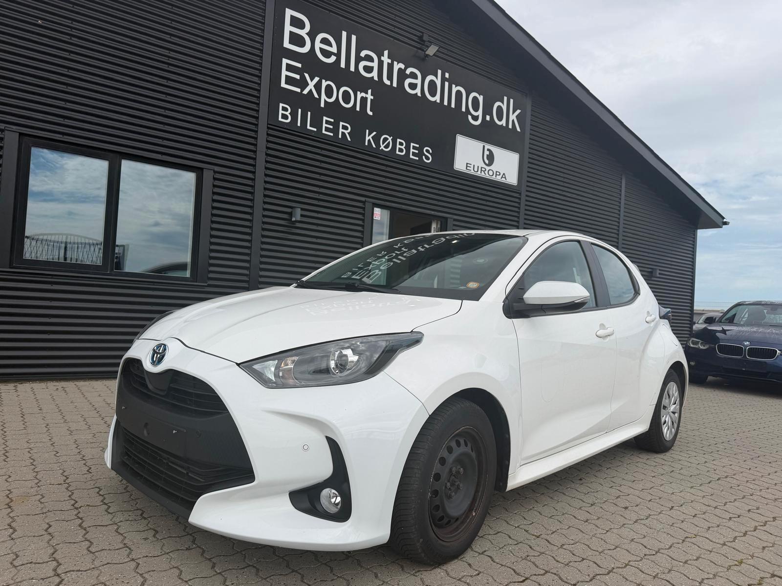 Toyota Yaris Hybrid Basis