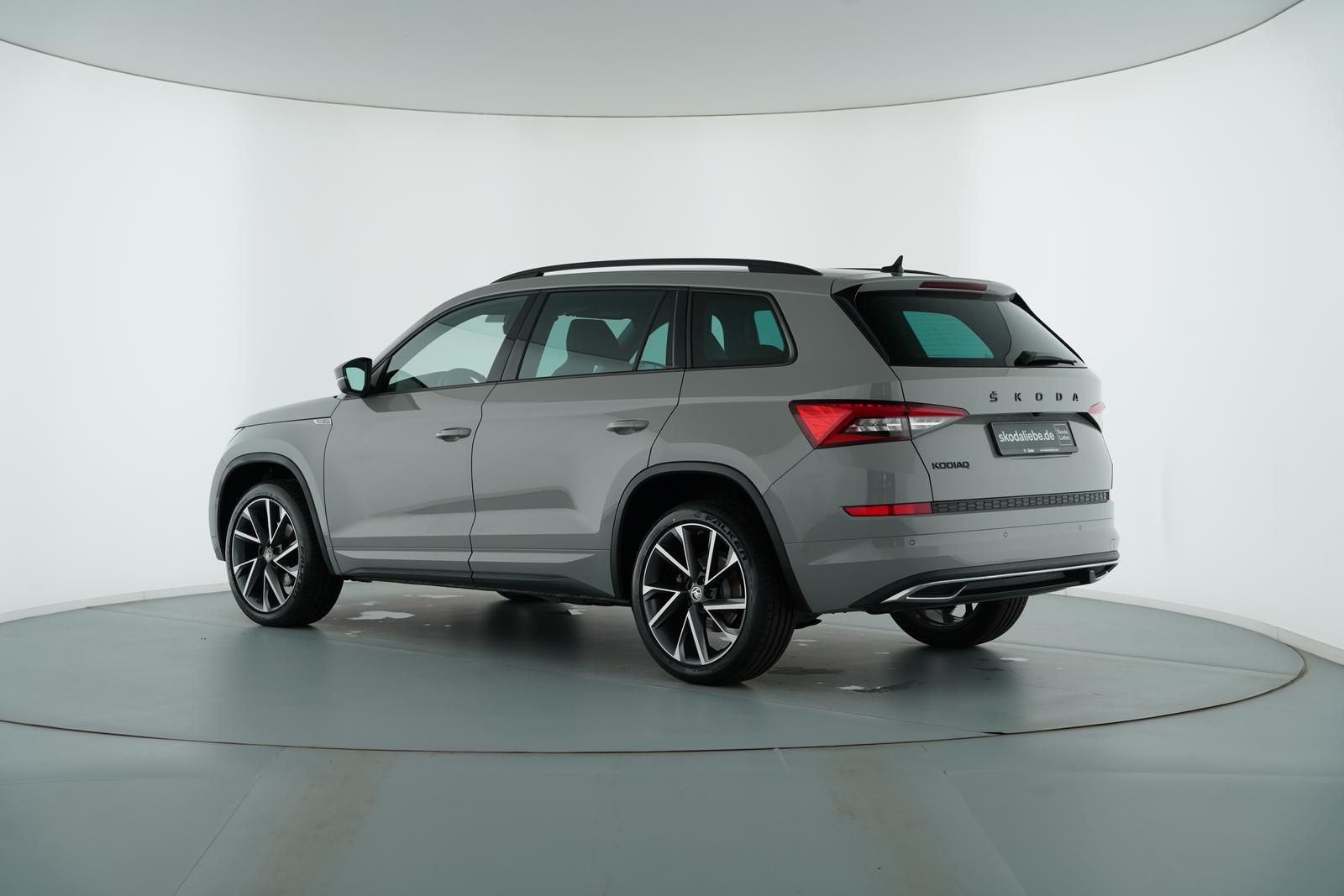 Skoda KODIAQ SPORTLINE 1.5TSI ANHÄNGERKUPPLUNG+CANTON foto 8