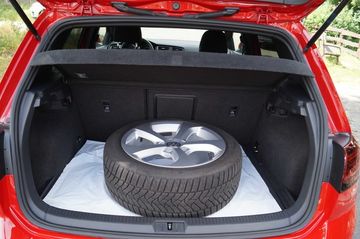 Volkswagen Golf - 10