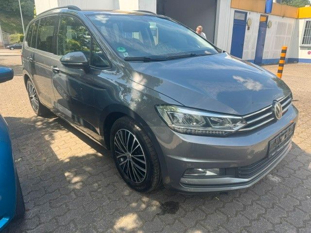 Fahrzeugabbildung Volkswagen Touran Comfortline BMT LED 7 Sitze NAVI