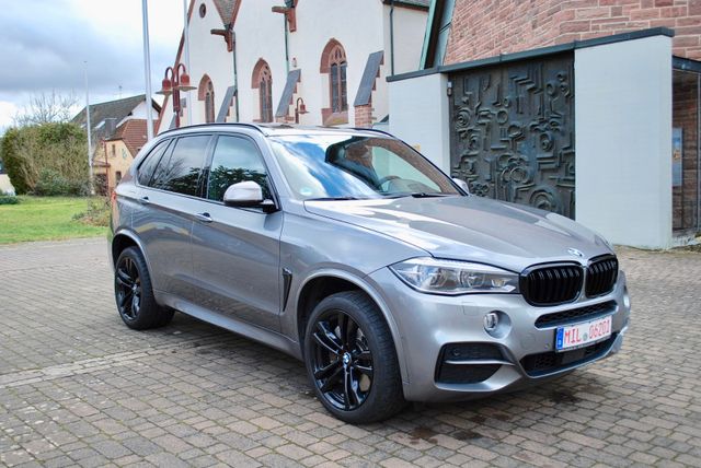 BMW X5 M50 da /PANO/20"/ST-HZ/NIGHTV/AHK/MAX-VOLLL