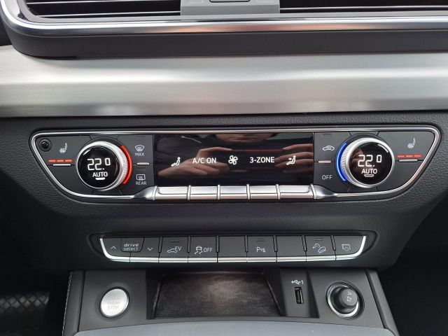 Q5 55 TFSIe QUATTRO S-LINE