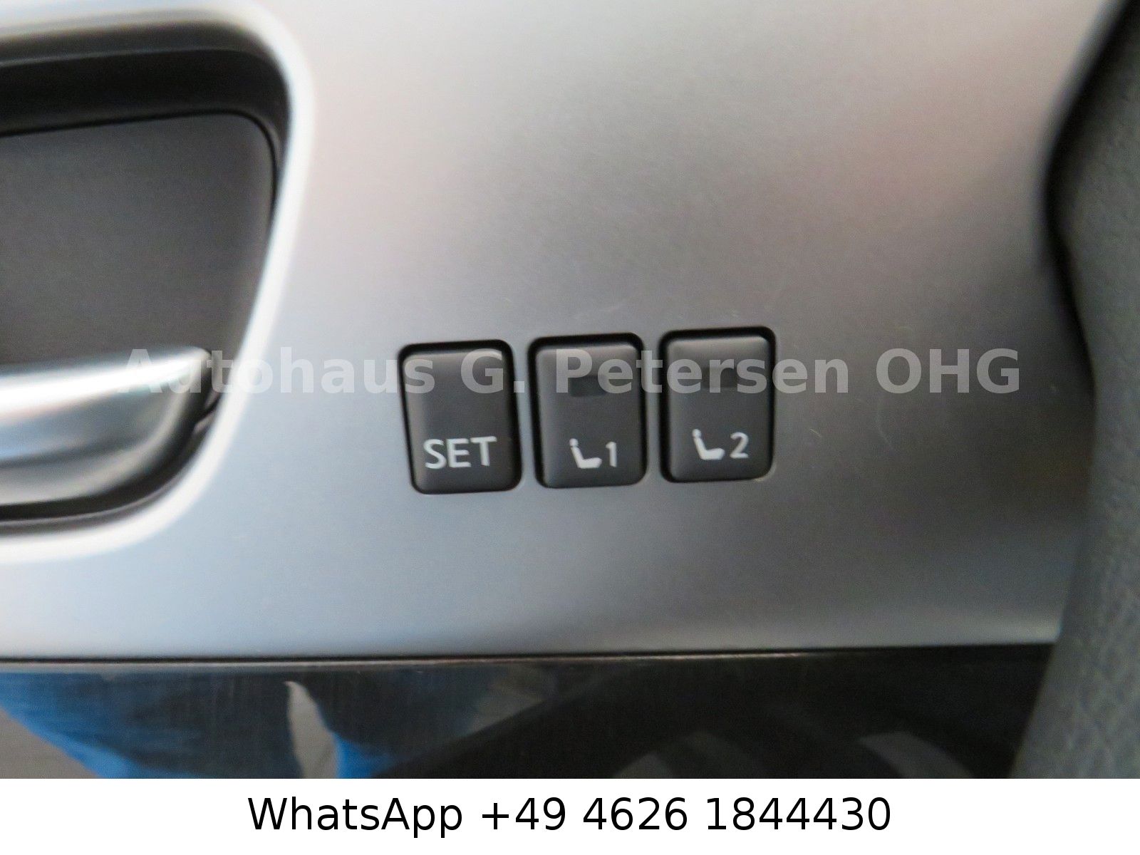 Fahrzeugabbildung Infiniti FX FX30d/*Leder*Xenon*Sitzbelü*Spurhalte*LM 21*