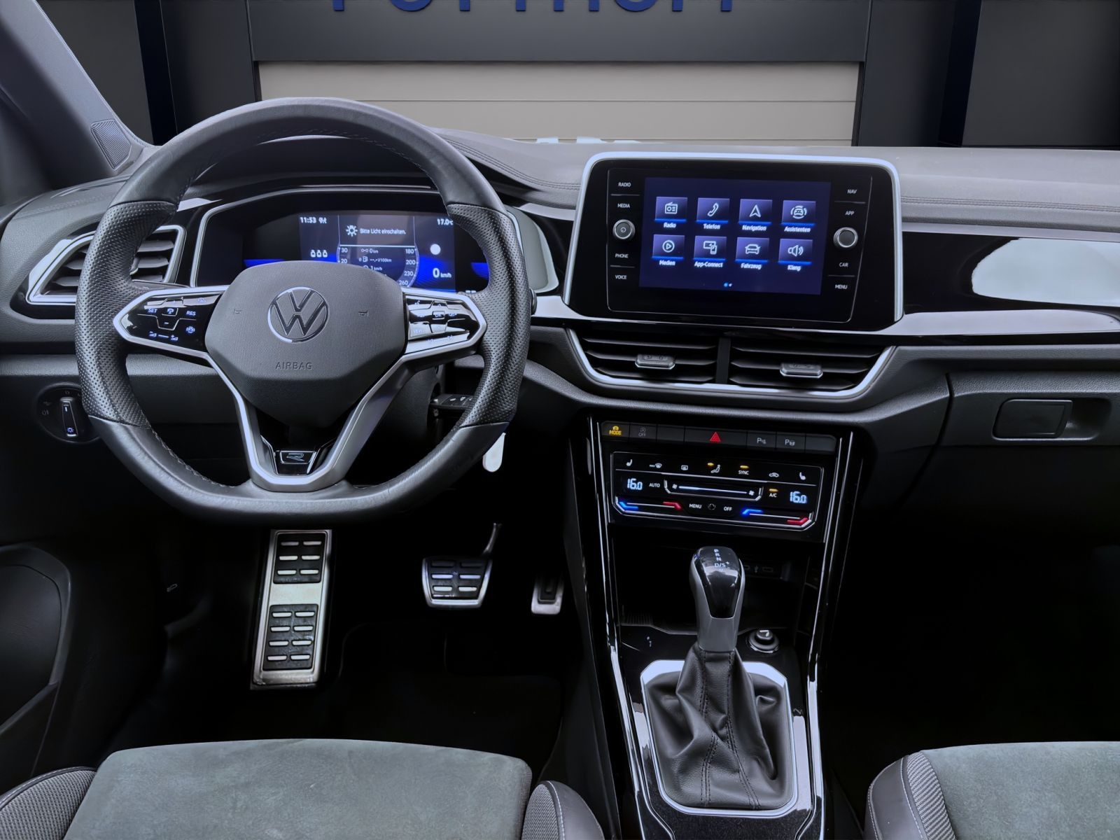 Volkswagen T-Roc - Bild 14