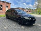 Skoda Octavia 2.0 TFSI RS Combi RS - Skoda Octavia aus 2012: RS