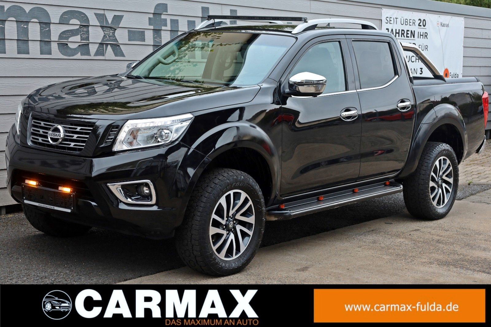 Fahrzeugabbildung Nissan Navara NP300 Tekna DOKA 4x4 Leder,SH,Navi,SD,AHK