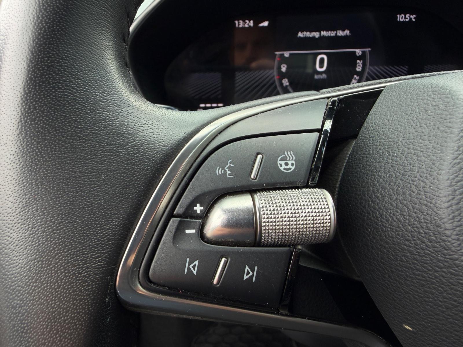 Skoda Fabia 1.0 TSI Selection*R-Kamera*Apple Car Play*, миниатюра 28